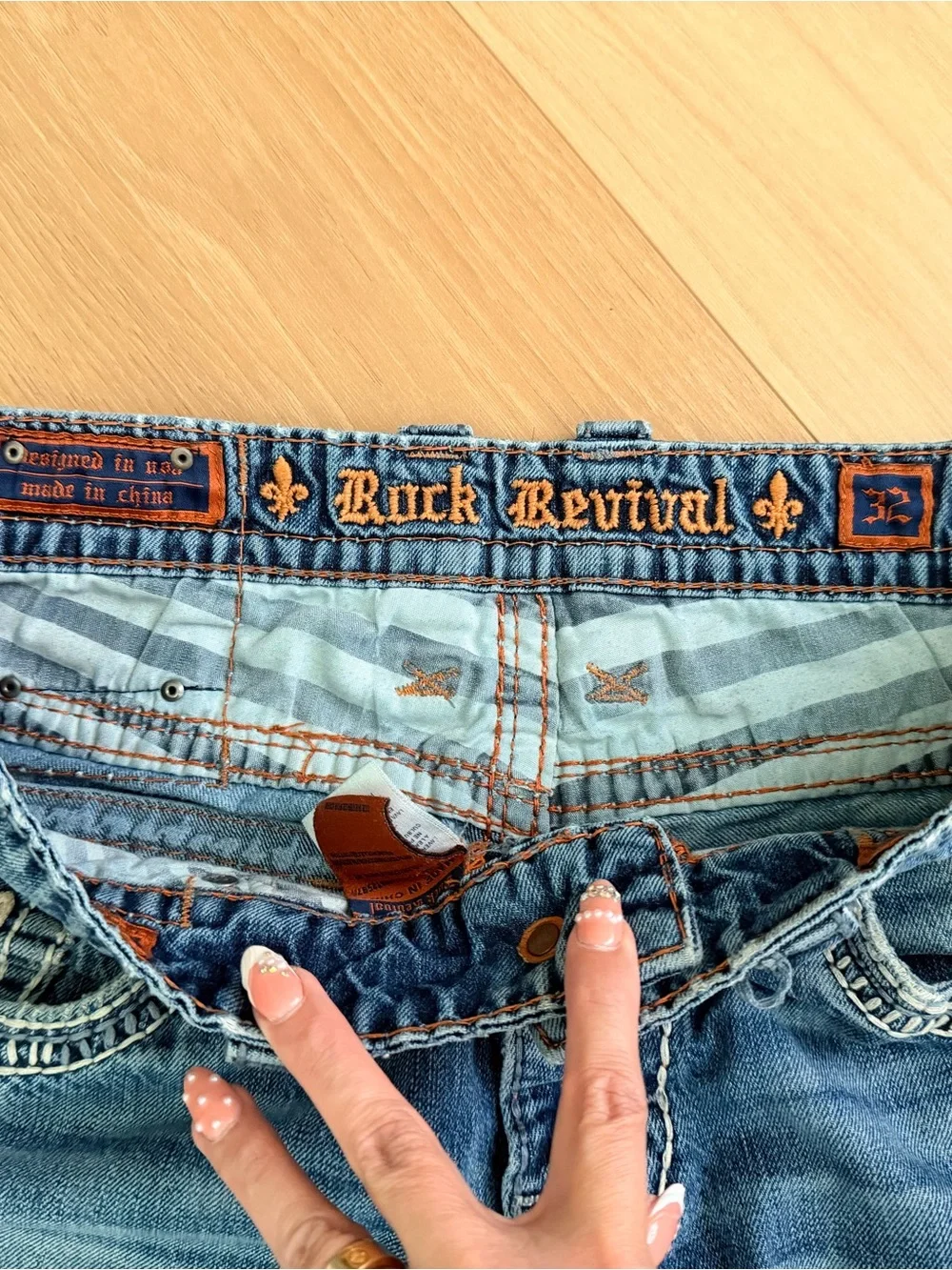 Rock Revival Mens Medium Blue Boot Cut Jeans with Contrast Stitching